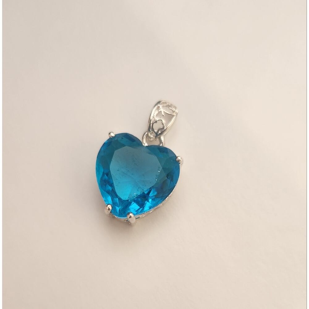 Heart-Shaped Blue Pendant